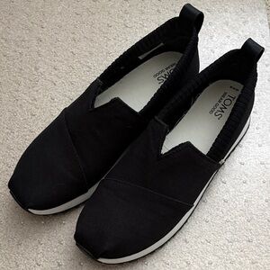 TOMS Classic Black Canvas Slip-Ons